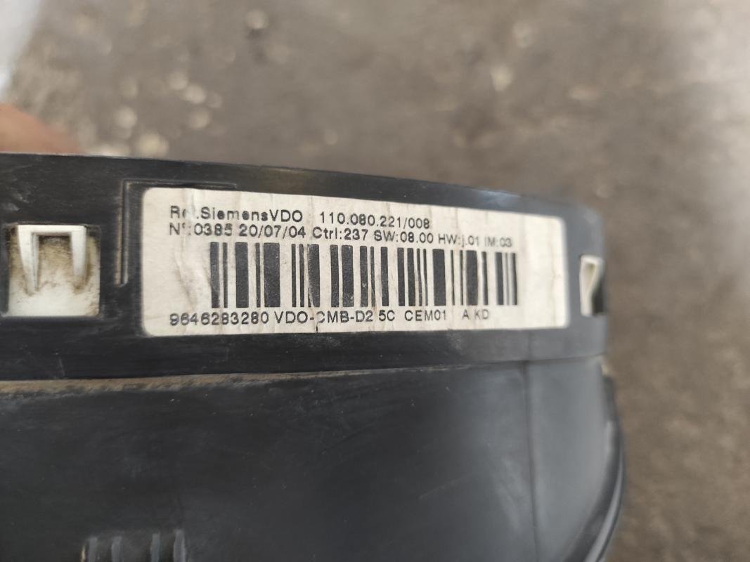 Cuadro de instrumentos Peugeot 407 1.6 HDi (109 cv) - Imagen 4