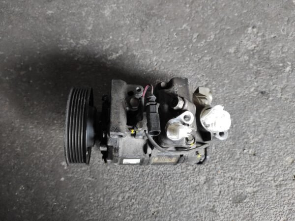 Compresor aire acondicionado Audi A4 (B6 8E) 2.4i V6 30V (170 cv) Multitronic