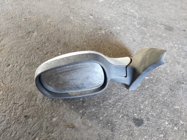 Retrovisor izquierdo Renault Megane I Clasico (LA) 1.9 D (64 cv) - Imagen 2