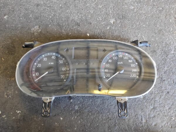 Cuadro de instrumentos Renault Clio II 1.9 D(B/CB0J) (65 cv)