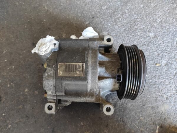 Compresor aire acondicionado Lancia Ypsilon (843) 1.2 i 16V (80 cv) - Imagen 2