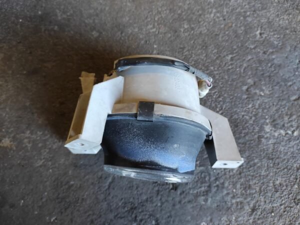 Faro antiniebla izquierdo Suzuki Ignis II 1.5 i 16V (99 cv) 4WD - Imagen 2