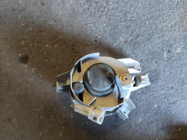Faro antiniebla derecho Suzuki Ignis II 1.5 i 16V (99 cv) 4WD - Imagen 3