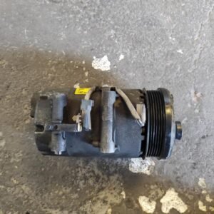 Compresor aire acondicionado Ford Focus II Hatchback 1.8 TDCi (116 cv)