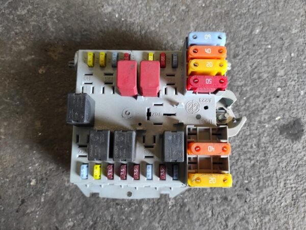 Caja de reles / fusibles Alfa Romeo 159 1.9 JTDM (150 cv)