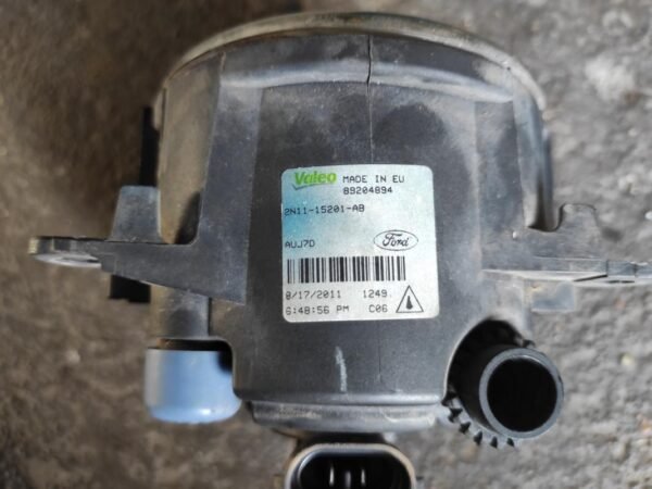 Faro antiniebla izquierdo Ford Focus III Sedan 1.6 TDCi (95 cv) - Imagen 3