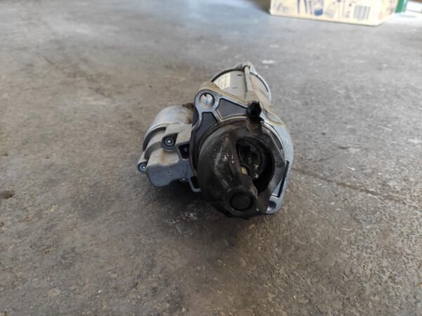 Motor de arranque Opel Corsa E 5-puertas 1.3 CDTI ECOTEC (75 cv) start/stop - Imagen 2