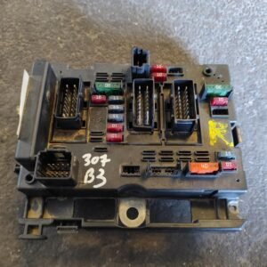 Caja de reles / fusibles Peugeot 307 1.6 (109 cv)