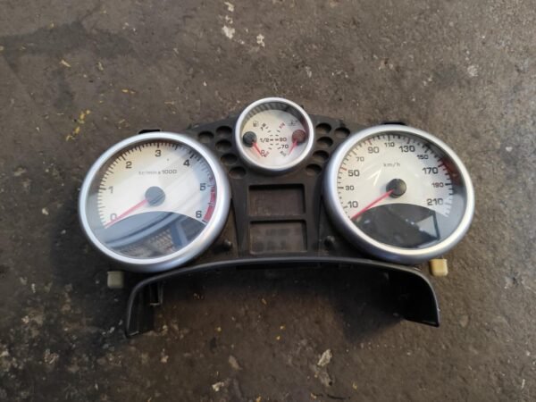 Cuadro de instrumentos Peugeot 207 1.4 HDi (70)