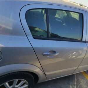 Puerta trasera derecha Opel Astra H 1.6i 16V (105 cv)
