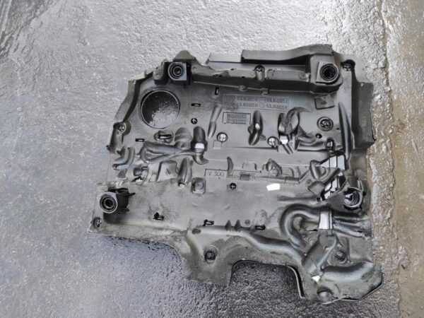 Tapa motor Volkswagen Golf VI 1.6 TDI (105cv) - Imagen 2