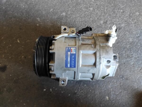 Compresor aire acondicionado Nissan Qashqai 2.0 (141 cv) - Imagen 2