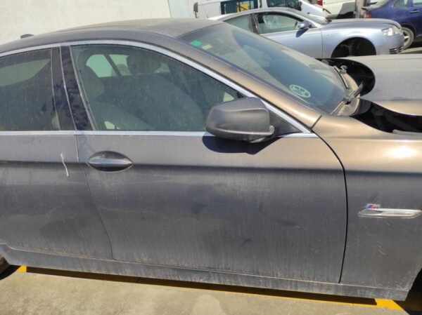 Puerta delantera derecha Bmw Serie 5 Sedan (F10) 520d (184 cv)