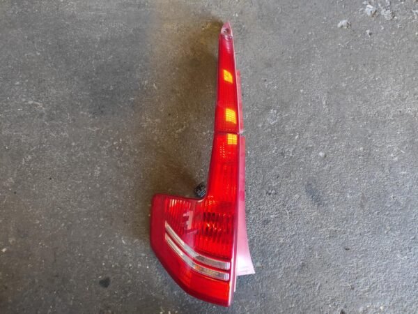 Piloto trasero izquierdo Citroen C4 I Hatchback (Fase I, 2004) 1.6 HDi 16V (90 cv)