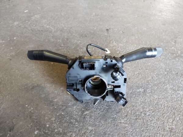 Mando luces Fiat Linea 1.3 16V Multijet (90 cv) - Imagen 2