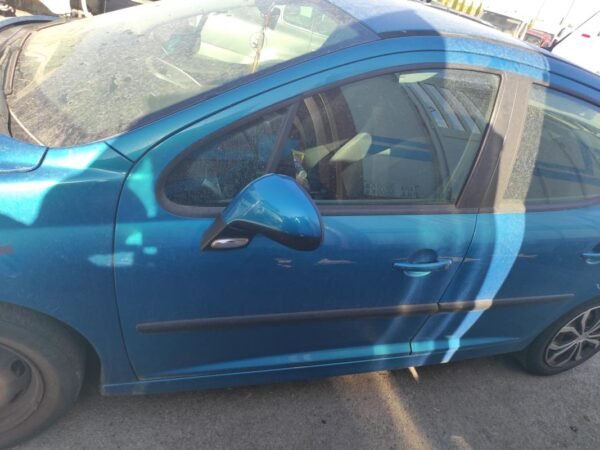 Puerta delantera izquierda Peugeot 207 1.6 HDi (90 cv)