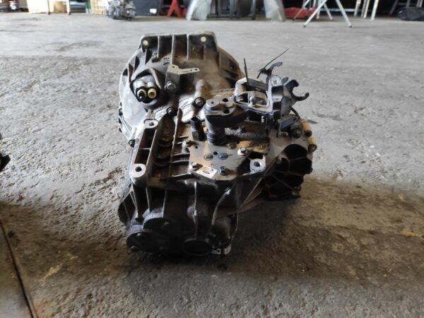 Caja cambios Ford Tourneo Connect 1.8 TDCi (90 cv) - Imagen 3