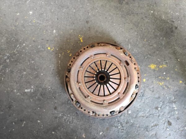 Kit embrague Ford Focus III Wagon 1.6 TDCi (115 cv)