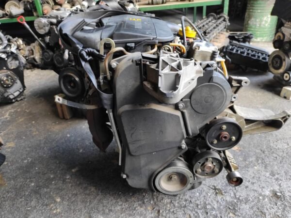 Motor Renault Megane I (Fase II, 1999) 1.9 D RXE (98 cv) - Imagen 5