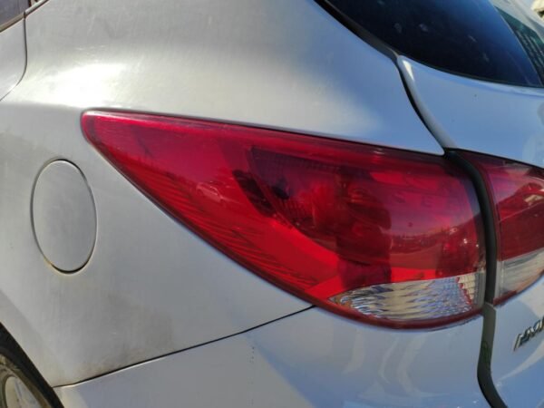 Piloto trasero izquierdo Hyundai ix35 1.7 CRDi (115 cv)