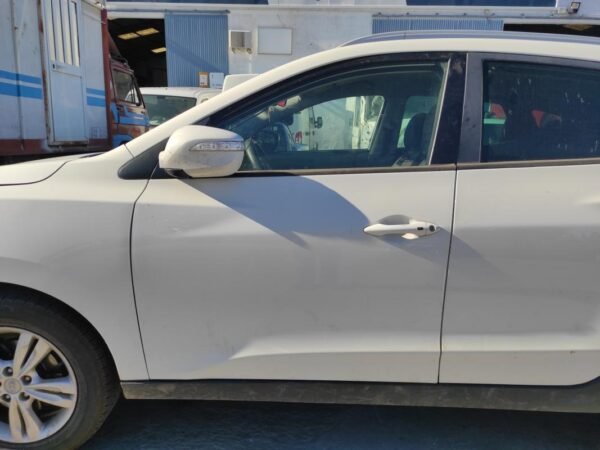 Puerta delantera izquierda Hyundai ix35 1.7 CRDi (115 cv)