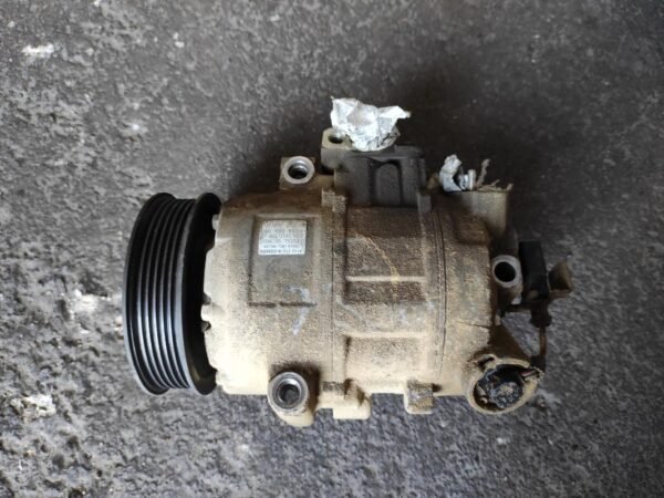 Compresor aire acondicionado Seat Ibiza III 1.9 SDi (68 cv) - Imagen 2