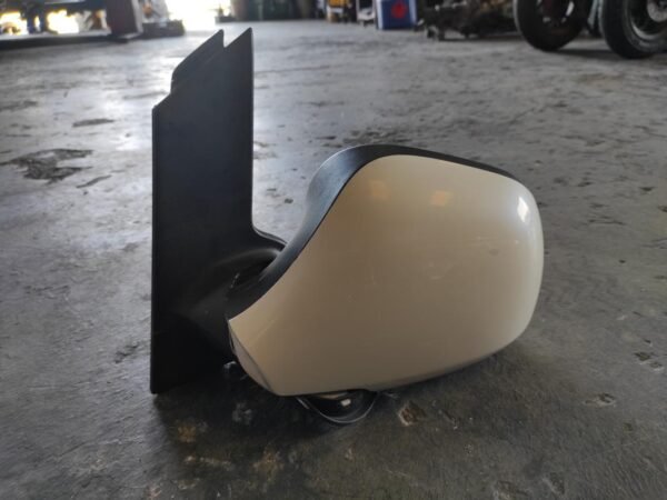 Retrovisor izquierdo Seat Altea XL 2.0 TDI (140 cv) DSG