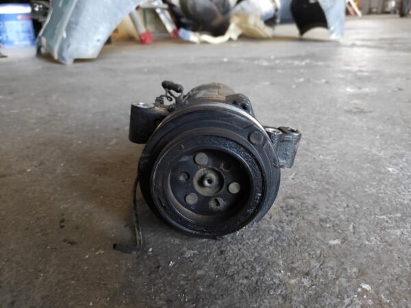 Compresor aire acondicionado Bmw Serie 3 (E46) 320d (136 cv) - Imagen 2