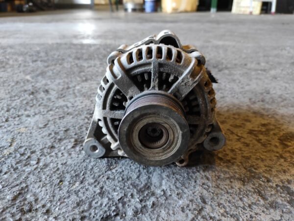 Alternador Kia Carens II 2.0 CRDi (113 cv) - Imagen 2