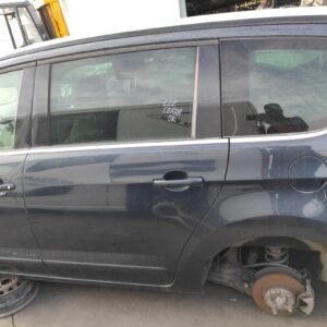 Puerta trasera izquierda Peugeot 5008 I (Fase I) 1.6 HDi (112 cv) FAP