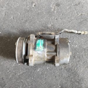 Compresor aire acondicionado Peugeot 205 II (20A/C) 1.8 D (59 cv)