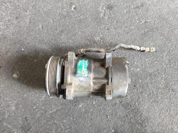 Compresor aire acondicionado Peugeot 205 II (20A/C) 1.8 D (59 cv)