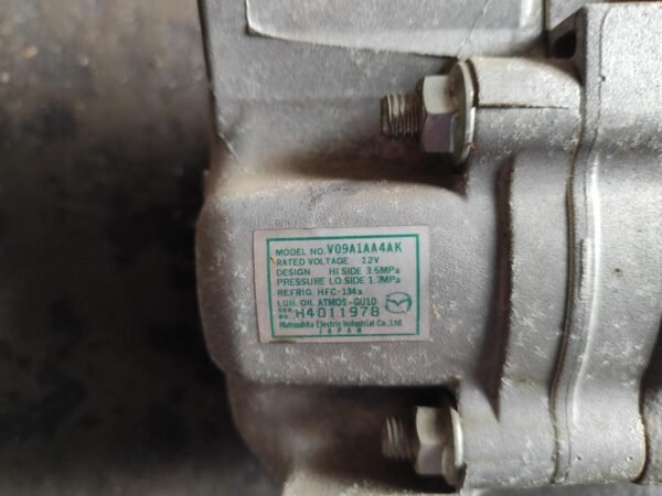 Compresor aire acondicionado Mazda 2 III (DE) 1.3i (75 cv) - Imagen 4