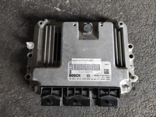 Centralita motor uce Ford Focus II Hatchback 1.6 TDCi HP (109 cv)