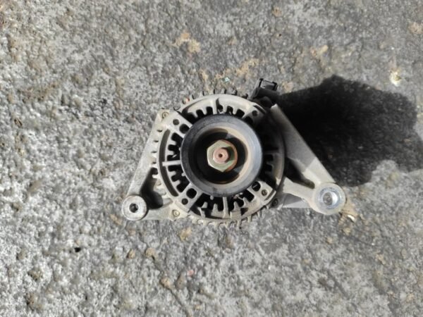 Alternador Toyota RAV 4 II 1.8 VVTi (125 cv) - Imagen 2