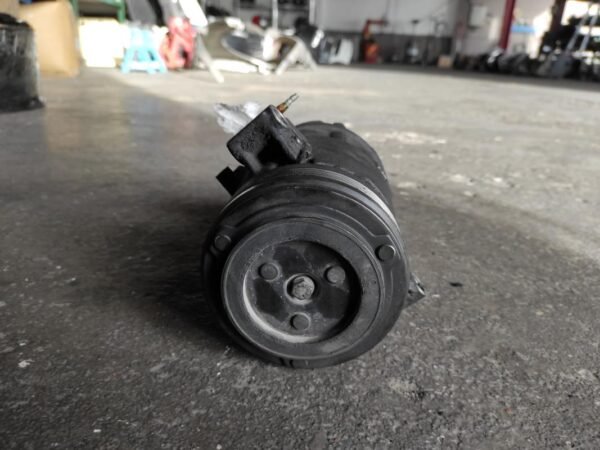 Compresor aire acondicionado Bmw Serie 3 (E46, 2001) 320d (150 cv) - Imagen 2