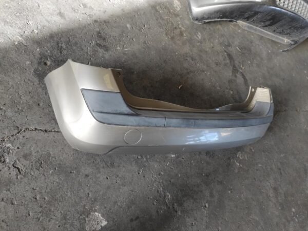 Paragolpe trasero Renault Grand Modus (Fase II, 2008) 1.2 (103 cv) - Imagen 2