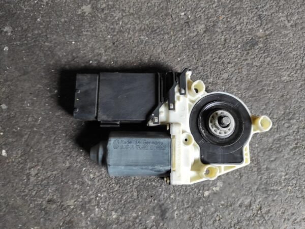 Motor elevalunas delantero izquierdo Seat Leon I (1M) 1.9 TDI (100 cv)