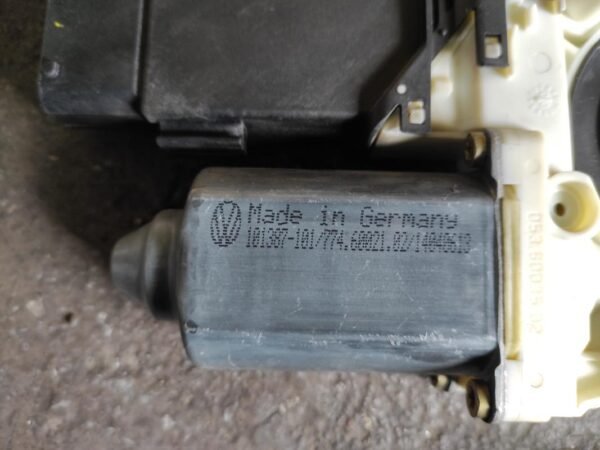 Motor elevalunas delantero izquierdo Seat Leon I (1M) 1.9 TDI (100 cv) - Imagen 4