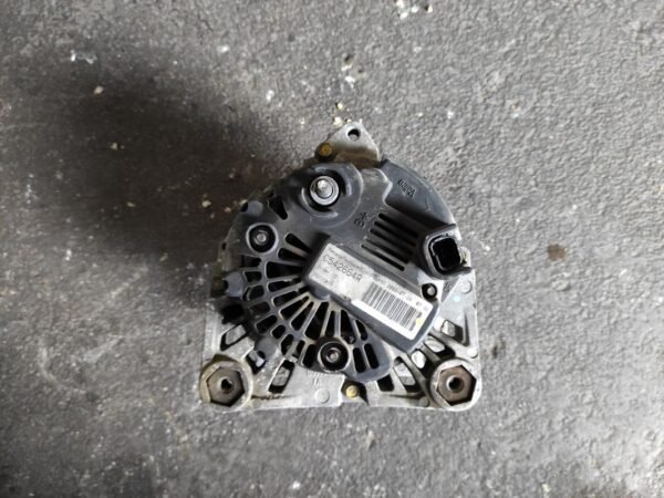 Alternador Renault Megane II 1.5 dCi (82 cv) - Imagen 3