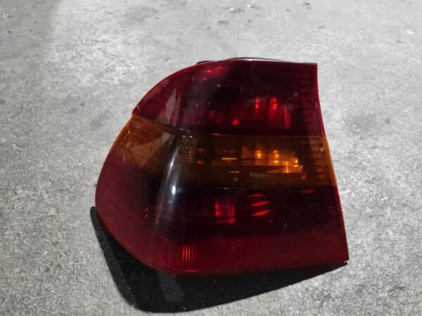 Piloto trasero izquierdo Bmw Serie 3 (E46, 2001) 320d (150 cv)