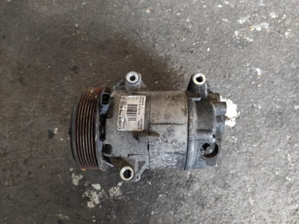 Compresor aire acondicionado Renault Grand Scénic II (JM0/1_) 1.9 dCi (JM14) (131 cv) - Imagen 2