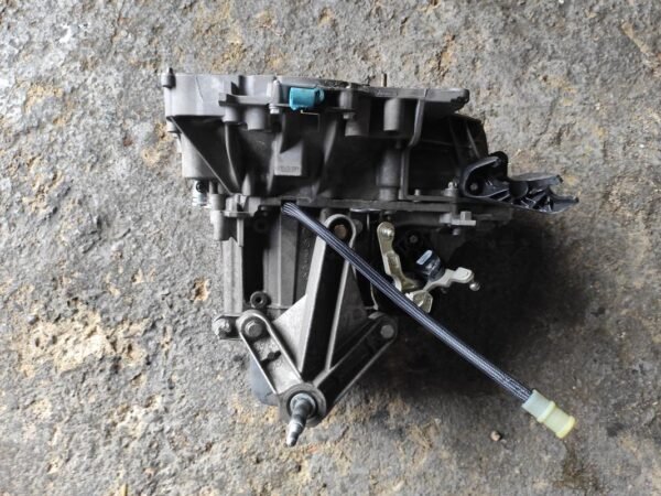 Caja cambios Renault Clio III 1.2i 16V (75 cv)