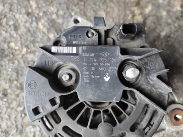 Alternador Renault Clio III 1.2i 16V (75 cv) - Imagen 4