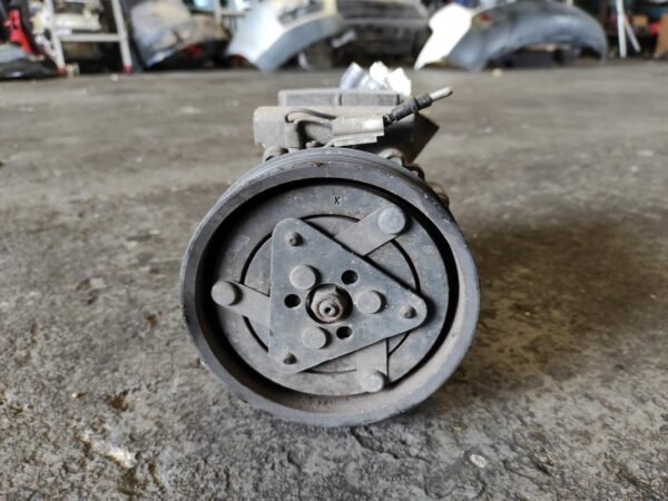 Compresor aire acondicionado Renault Clio II 1.4 16V (B/CBOL) (95 cv) - Imagen 2