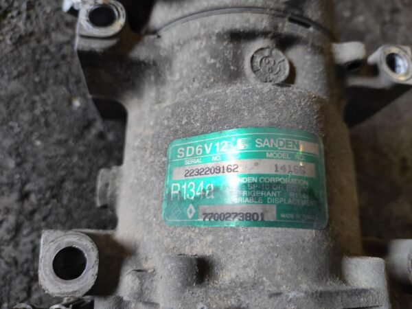 Compresor aire acondicionado Renault Clio II 1.4 16V (B/CBOL) (95 cv) - Imagen 4