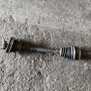 Transmisión delantera izquierda Renault Clio II 1.4 16V (B/CBOL) (95 cv)