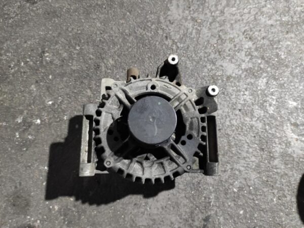 Alternador Mercedes Benz Clase C (W204) C 220 CDI (170 cv) - Imagen 2