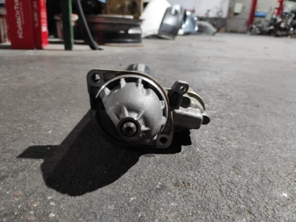 Motor de arranque Mercedes Benz Clase C (W204) C 220 CDI (170 cv) - Imagen 2