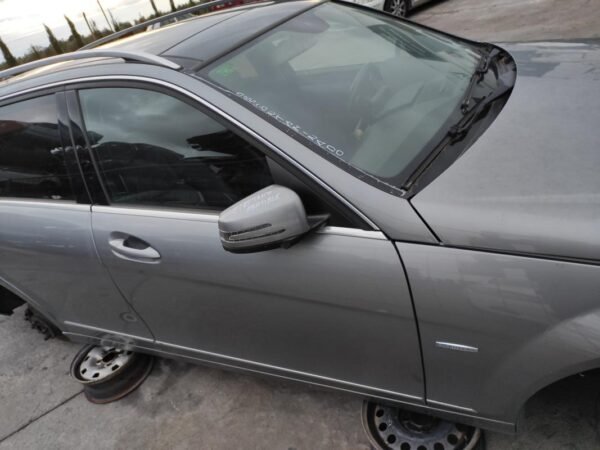 Puerta delantera derecha Mercedes Benz Clase C T-mod (S204 Versión 2011) C 220 CDI (170 cv)